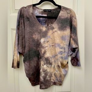 Kim & Cami Gray Tie-Dyed Long sleeved T - Shirt